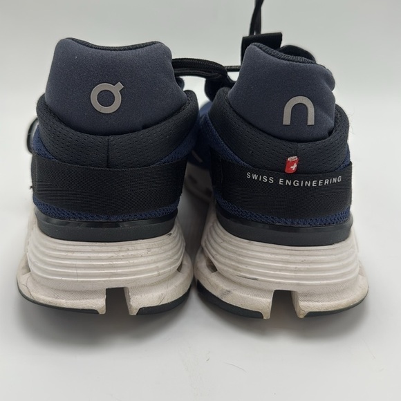 On Cloudnova Navy White mens size 8 - Picture 2 of 6
